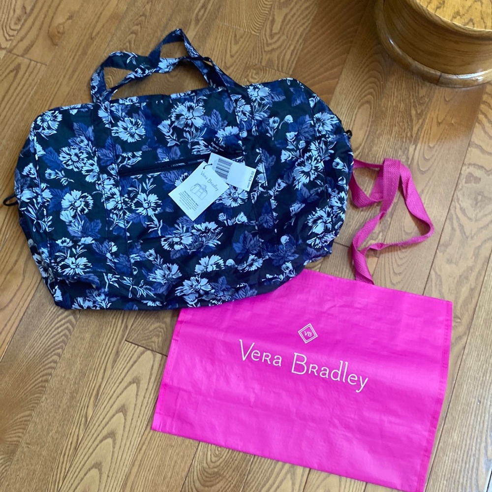 NEW Vera Bradley packable travel bag